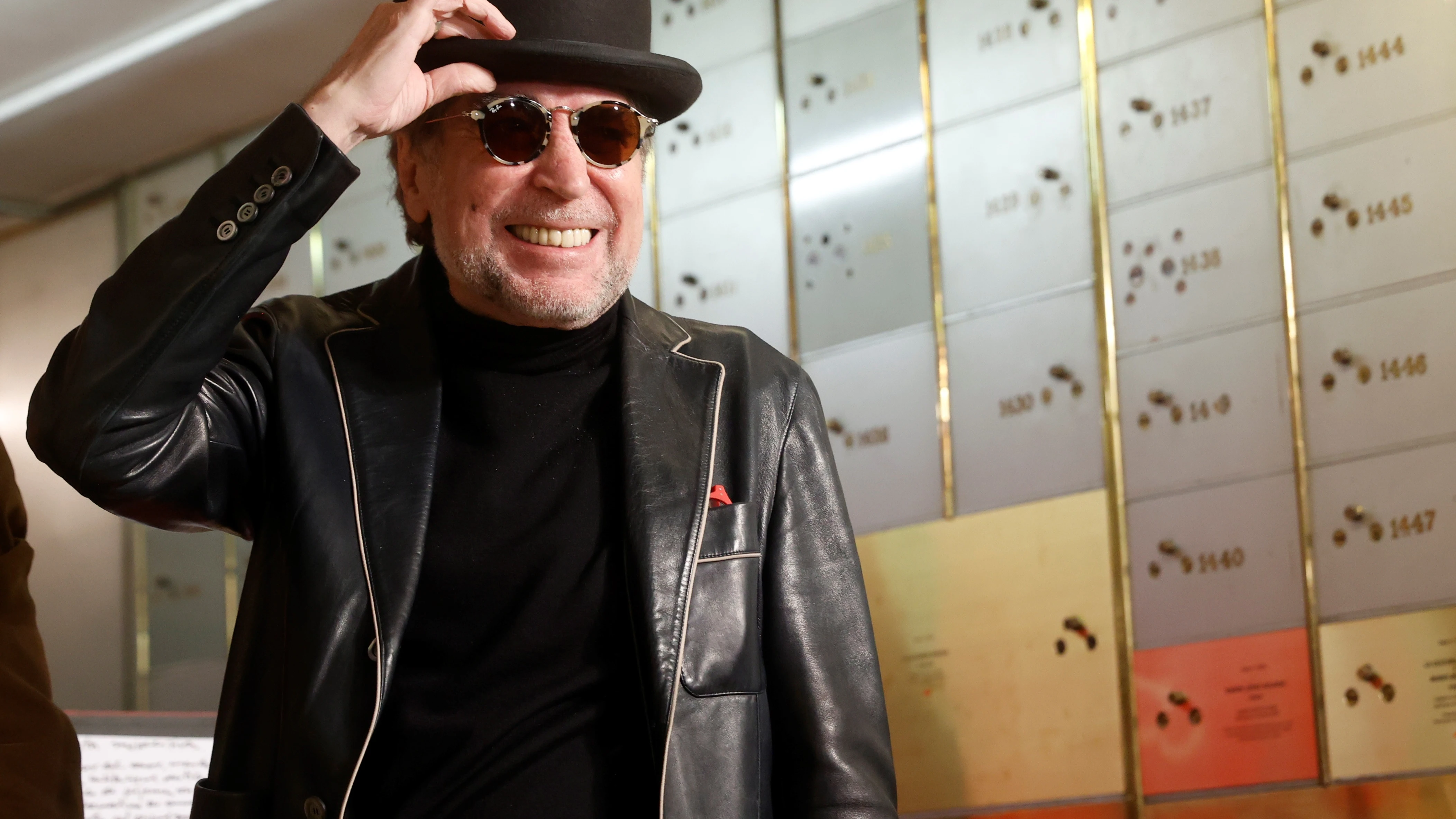 Imagen de archivo (2021) del cantante Joaqu&iacute;n Sabina durante un acto en el Instituto Cervantes