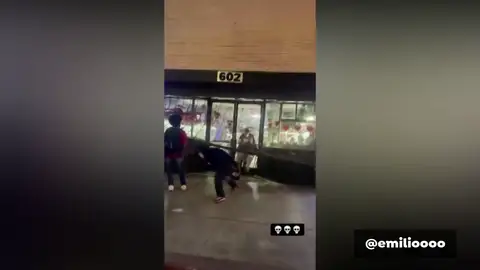 La otra cara de la Super Bowl, saqueos y robos en varios establecimientos al terminar el partido La otra cara de la Super Bowl, saqueos y robos en varios establecimientos al terminar el partido