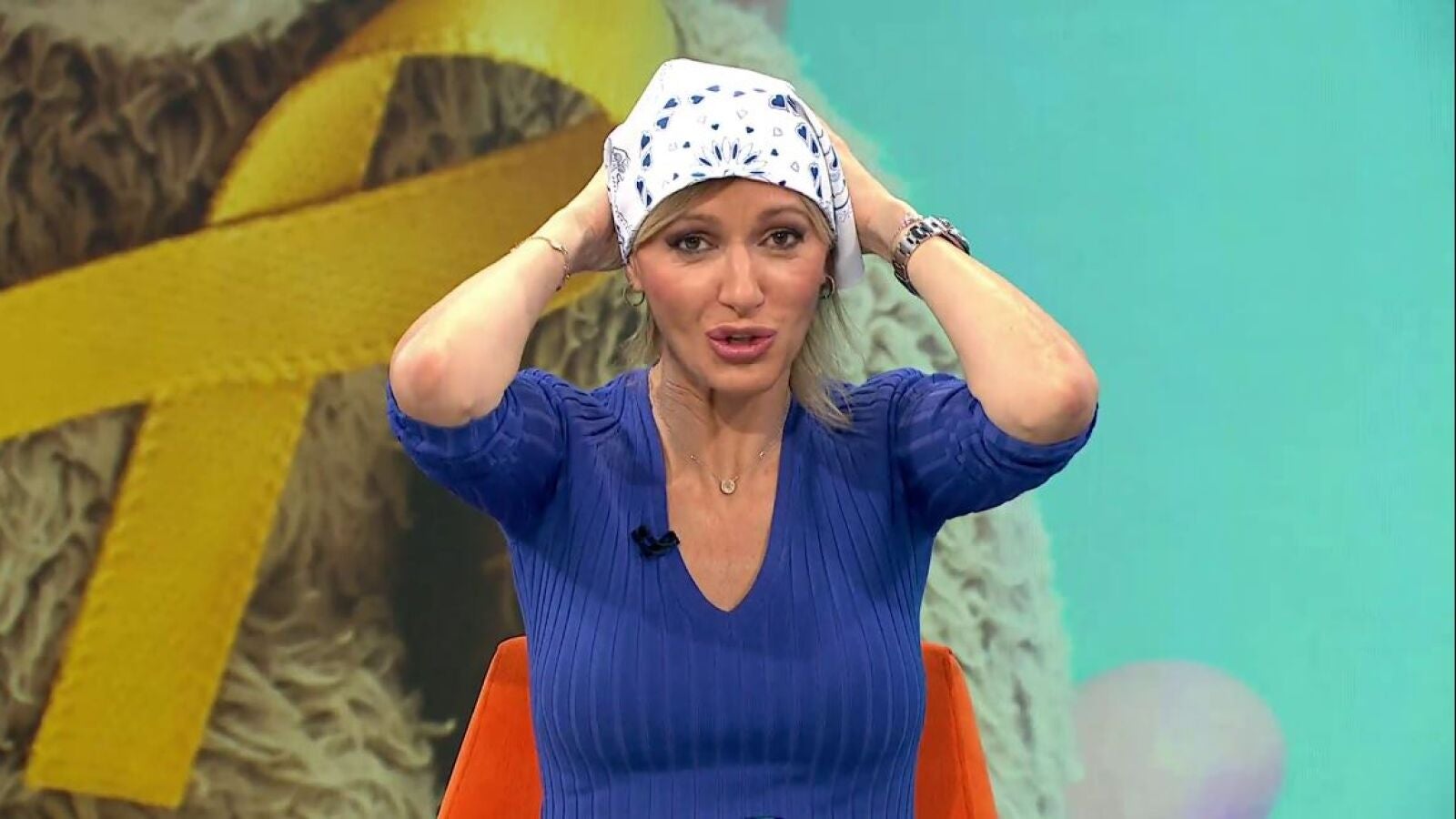 La Fundación Aladina promueve el #pañuelochallenge que rinde homenaje a los niños que luchan contra el cáncer