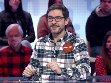 “Juanra Bonet y sus consejos”: Roberto Leal toma nota de su truco casero para evitar la plancha “Juanra Bonet y sus consejos”: Roberto Leal toma nota de su truco casero para evitar la plancha