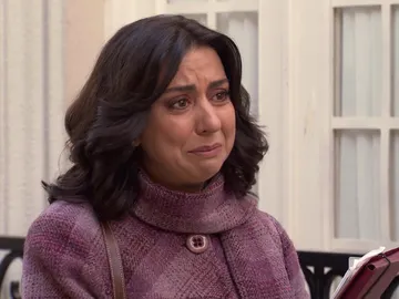 Penélope se derrumba ante Ismael tras la nueva estocada de Santiago Penélope se derrumba ante Ismael tras la nueva estocada de Santiago