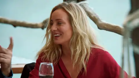 Laura y Xavier: la historia de una mentira con un final apoteósico y sorprendente Laura y Xavier: la historia de una mentira con un final apoteósico y sorprendente