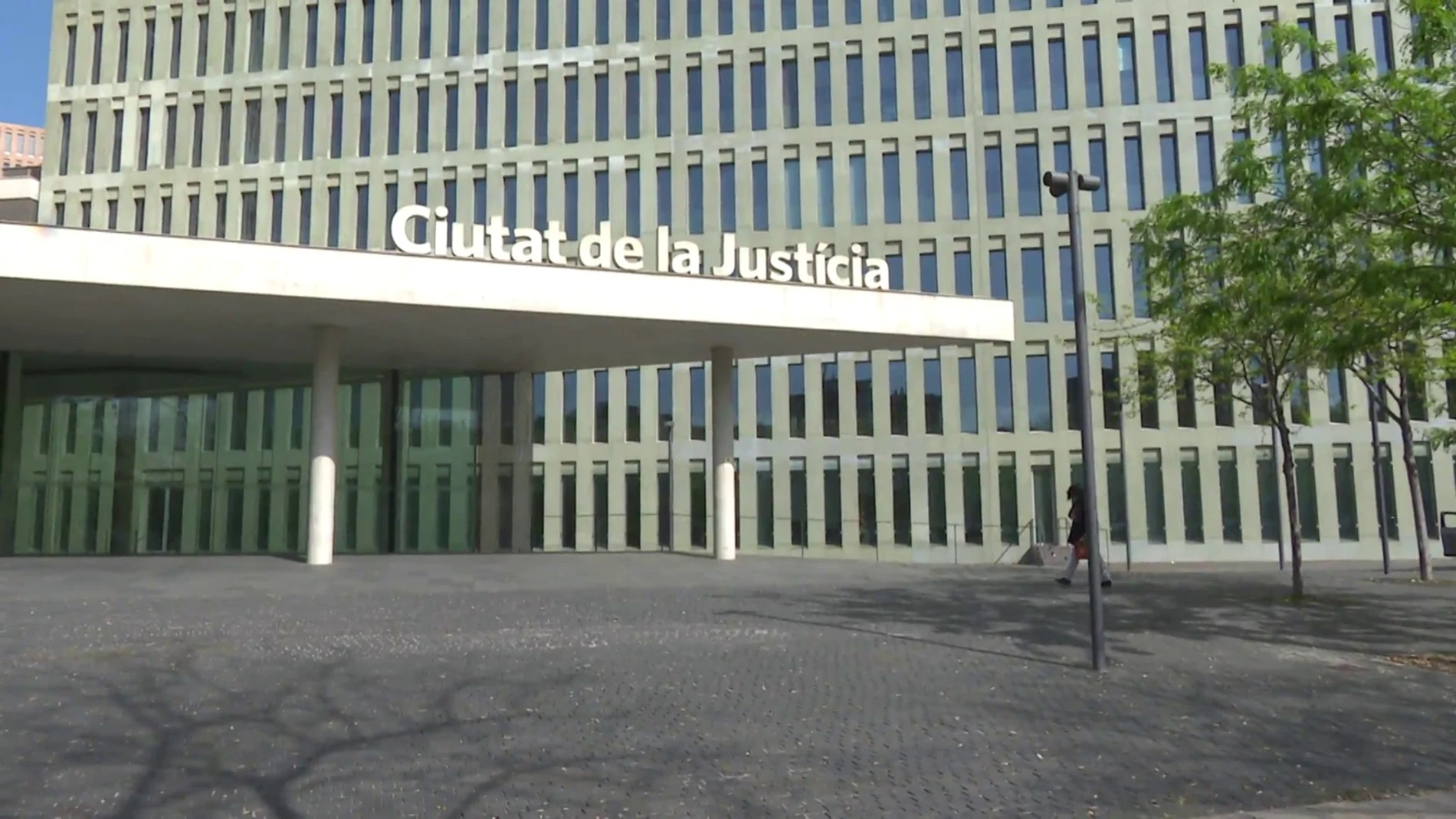 Una jueza ordena el ingreso en prisión del acusado de difundir una foto de la víctima de 'La Manada' de Pamplona