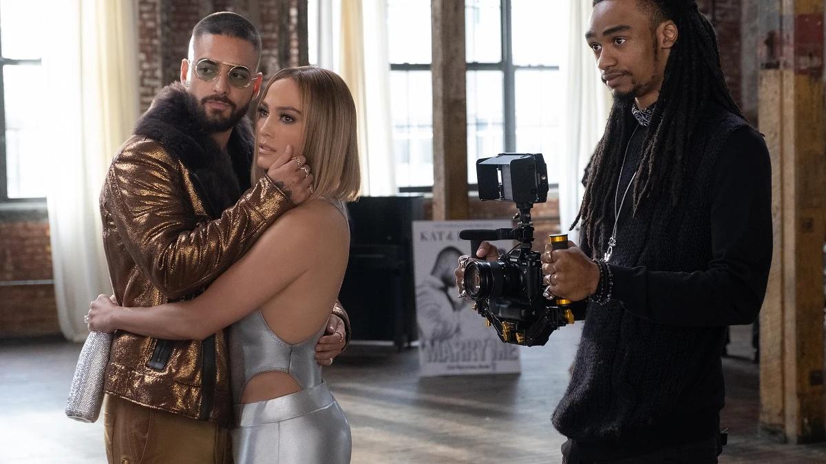 Maluma y Jennifer Lopez en 'Cásate conmigo' Maluma y Jennifer Lopez en 'Cásate conmigo'