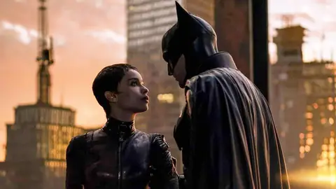 Zoe Kravitz y Robert Pattinson como Catwoman y Batman Zoe Kravitz y Robert Pattinson como Catwoman y Batman