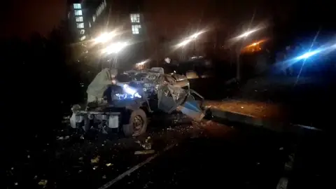Explota un coche bomba en Donetsk, cerca del edificio gubernamental, según los separatistas prorrusos Explota un coche bomba en Donetsk, cerca del edificio gubernamental, según los separatistas prorrusos