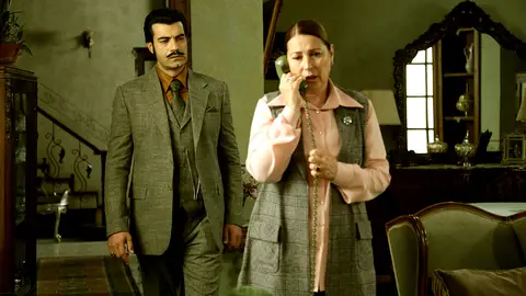 Demir y Fekeli en el capítulo 62 de 'Tierra Amarga' Demir y Fekeli en el capítulo 62 de 'Tierra Amarga'