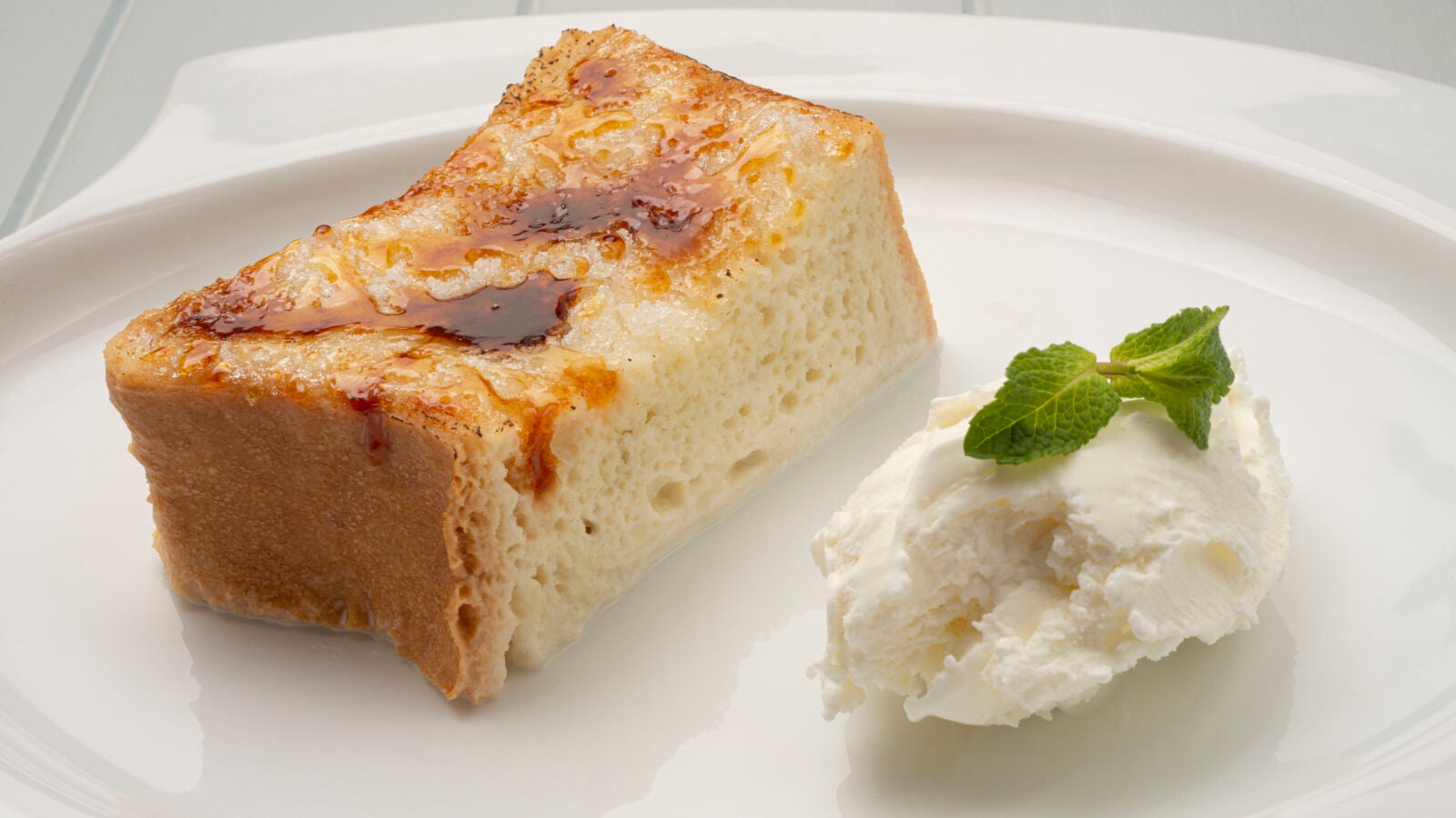 Reinventando el dulce tradicional de Semana Santa: torrijas caramelizadas de Karlos Arguiñano