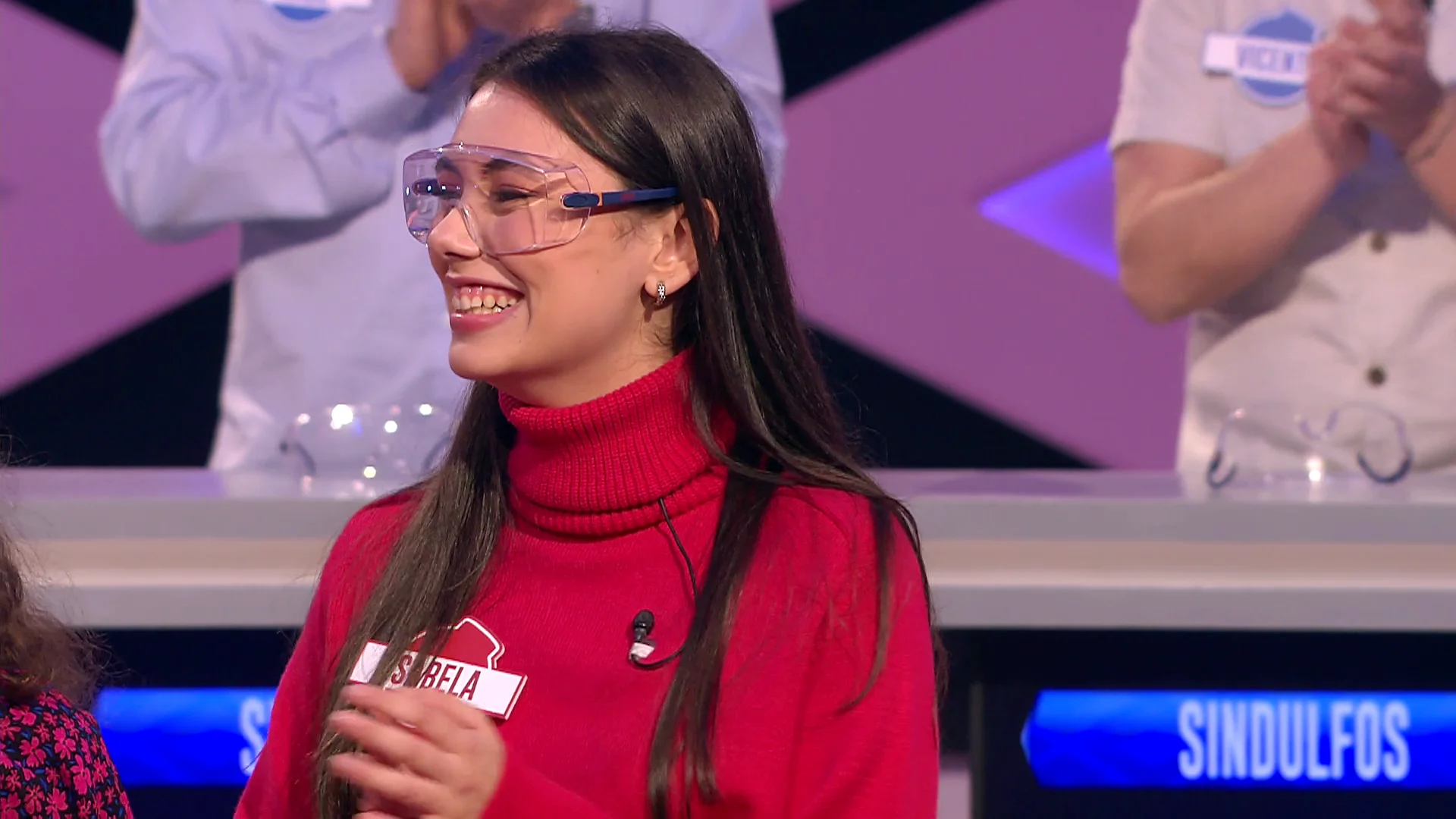 ¿Va en serio o vacila a Juanra Bonet? Una concursante de ‘¡Boom!’ confiesa quién fue su inspiración para estudiar Periodismo ¿Va en serio o vacila a Juanra Bonet? Una concursante de ‘¡Boom!’ confiesa quién fue su inspiración para estudiar Periodismo