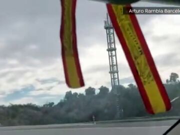 El momento en que la familia que huyó en coche desde Ucrania llega a España: "Tendremos que ir a ver a la Virgen del Pilar"