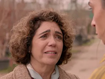 Tina, rota de dolor, decide alejarse de Coral: “No pienso volver a arruinarte la vida” Tina, rota de dolor, decide alejarse de Coral: “No pienso volver a arruinarte la vida”