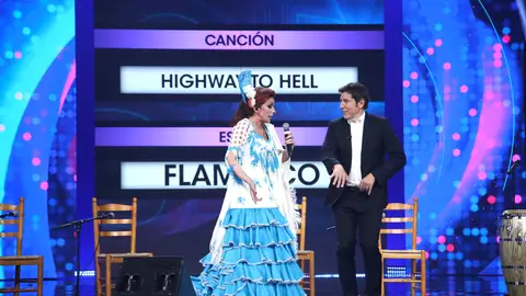 ¿'Highway to Hell' en flamenco?: María Peláe muestra su arte mezclando canciones y estilos ¿'Highway to Hell' en flamenco?: María Peláe muestra su arte mezclando canciones y estilos