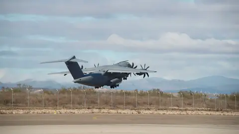 Un avión sale hacia Canadá para repatriar a los marineros del Villa de Pitanxo Un avión sale hacia Canadá para repatriar a los marineros del Villa de Pitanxo