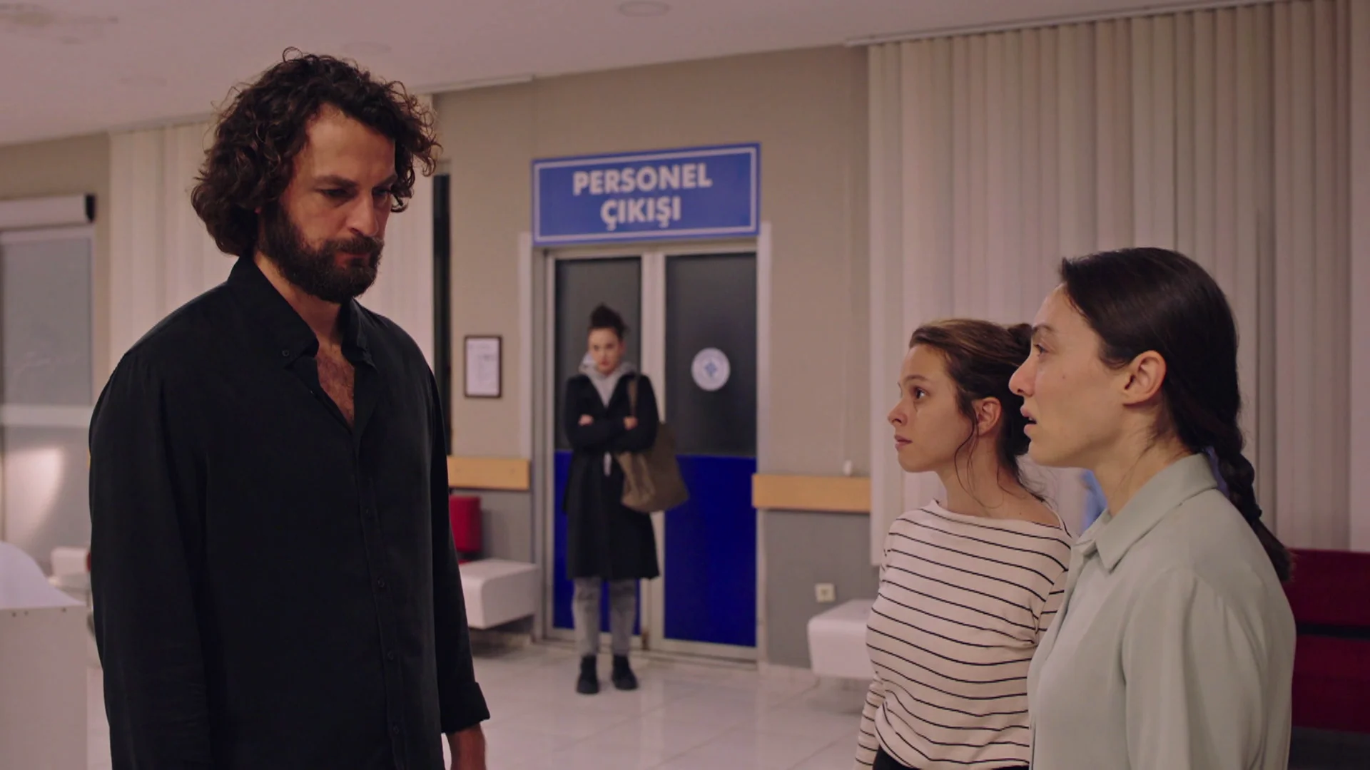"No voy a quedarme, me voy": Gülben y Neriman descubren que Han ha ido a visitar a su padre al hospital Mejores momentos| Capítulo 63