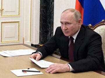 Vladímir Putin anuncia el reconocimiento de la independencia de las repúblicas del Donbás