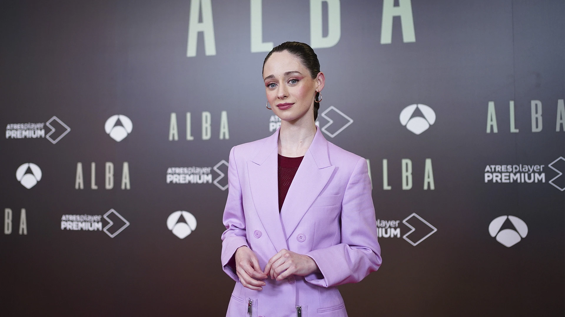 Elena Rivera, sobre la dura historia de 'Alba': "Se me revolvía el estómago al meterme en mi personaje" Elena Rivera, sobre la dura historia de 'Alba': "Se me revolvía el estómago al meterme en mi personaje"
