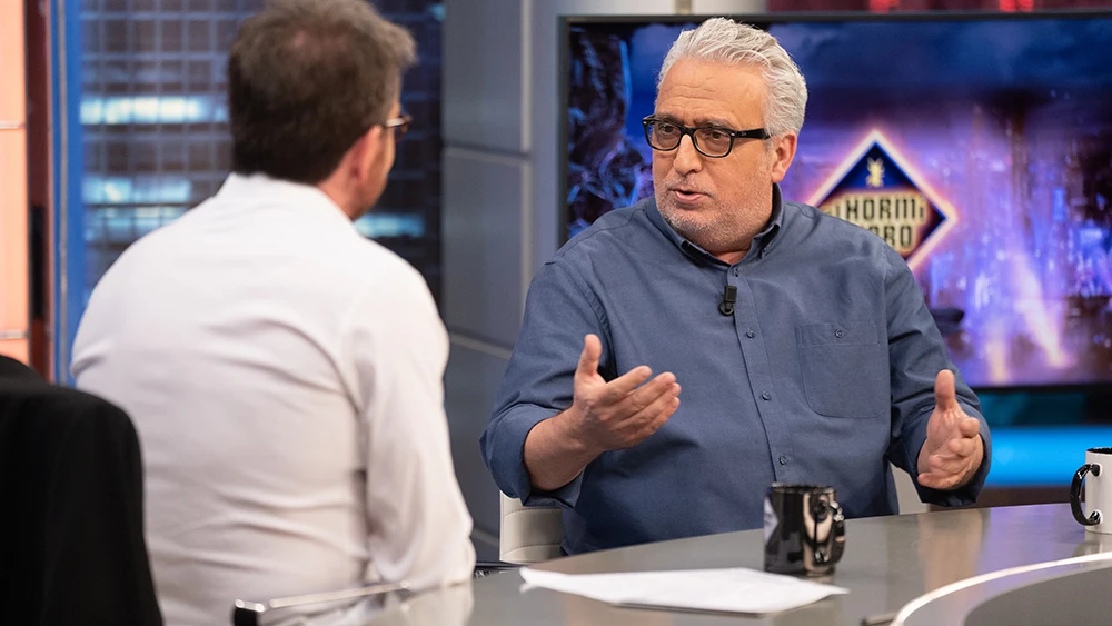 El hilarante análisis de Leo Harlem sobre los tópicos de las ciudades españolas: "El frío se fabrica allí" 'El Hormiguero 3.0'