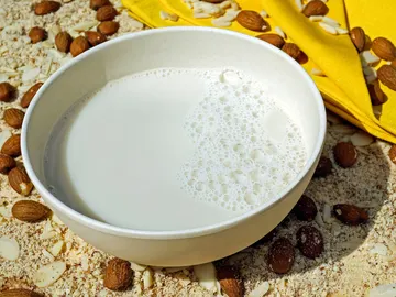 Leche vegetal de almendra Leche vegetal de almendra