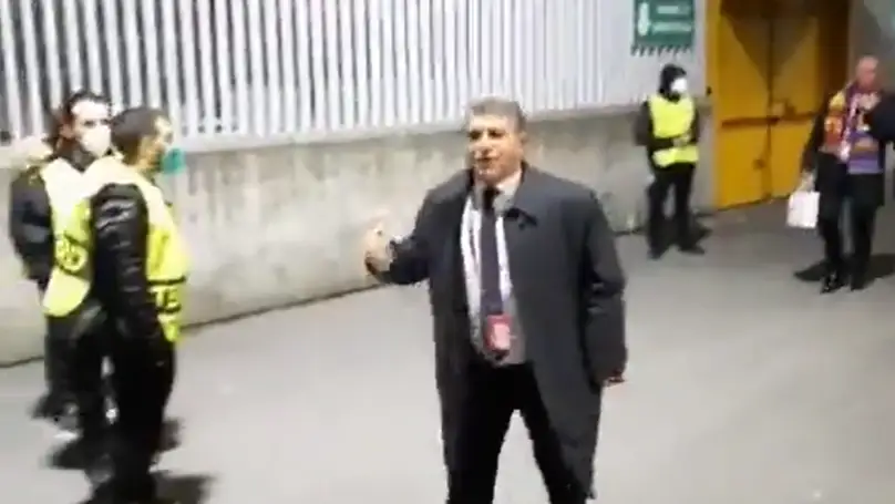 La celebración de Laporta tras el pase del Barça a octavos de Europa League La celebración de Laporta tras el pase del Barça a octavos de Europa League