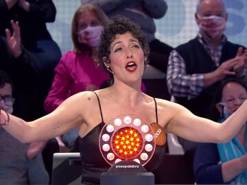 ¡Rocío Madrid es “imbatible”! Risas con su original versión de un éxito de El Arrebato 