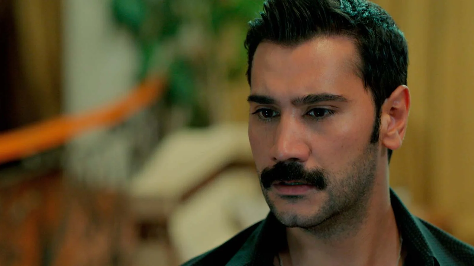La verdad llega a oídos de Demir en 'Tierra Amarga' La verdad llega a oídos de Demir en 'Tierra Amarga'