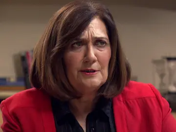 La situación ha llegado al límite: Carmen, ¿dispuesta a todo para mantener a salvo su secreto? La situación ha llegado al límite: Carmen, ¿dispuesta a todo para mantener a salvo su secreto?