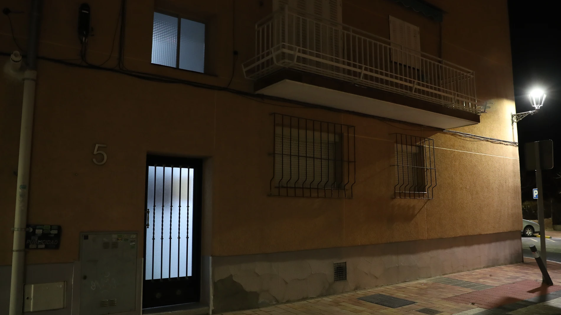 La vivienda donde se han hallado los cuerpos sin vida en Pozuelo de Alarcón, Madrid