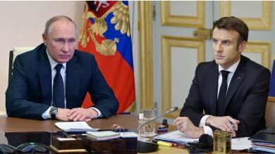 Putin advierte a Macron de que en Ucrania 