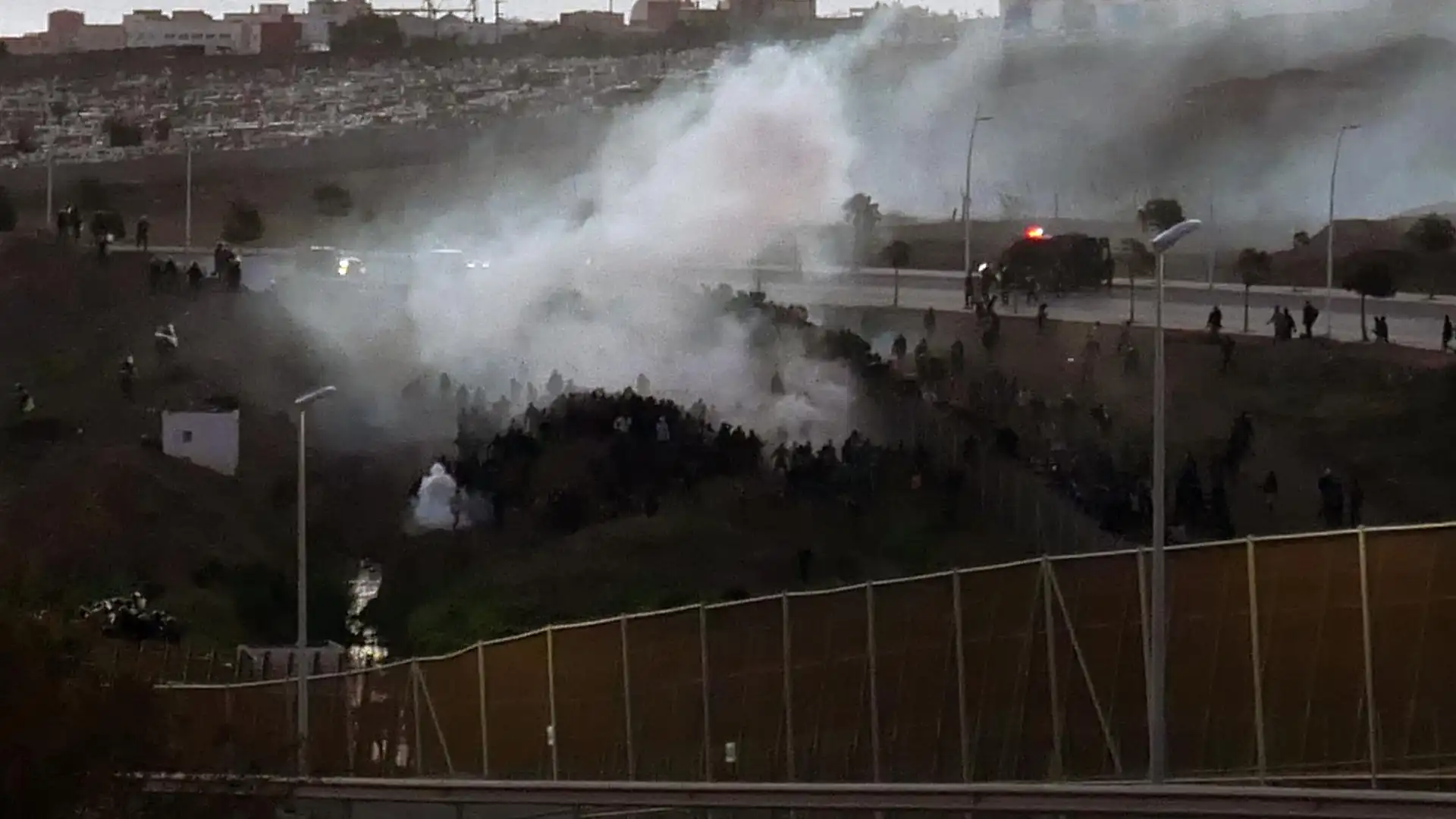 Tranquilidad en la valla de Melilla tras dos históricos asaltos en menos de 24 horas Tranquilidad en la valla de Melilla tras dos históricos asaltos en menos de 24 horas
