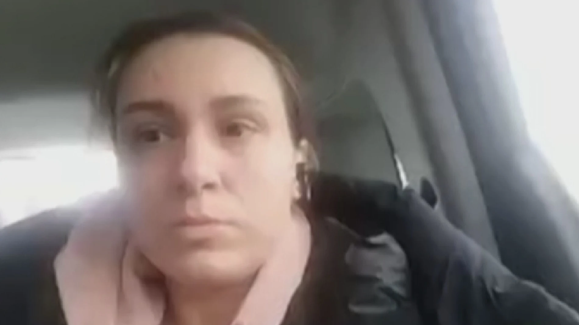 Una ucraniana que huye de Kiev para salvar a su familia
