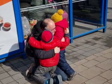 Juan Antonio con sus hijos
