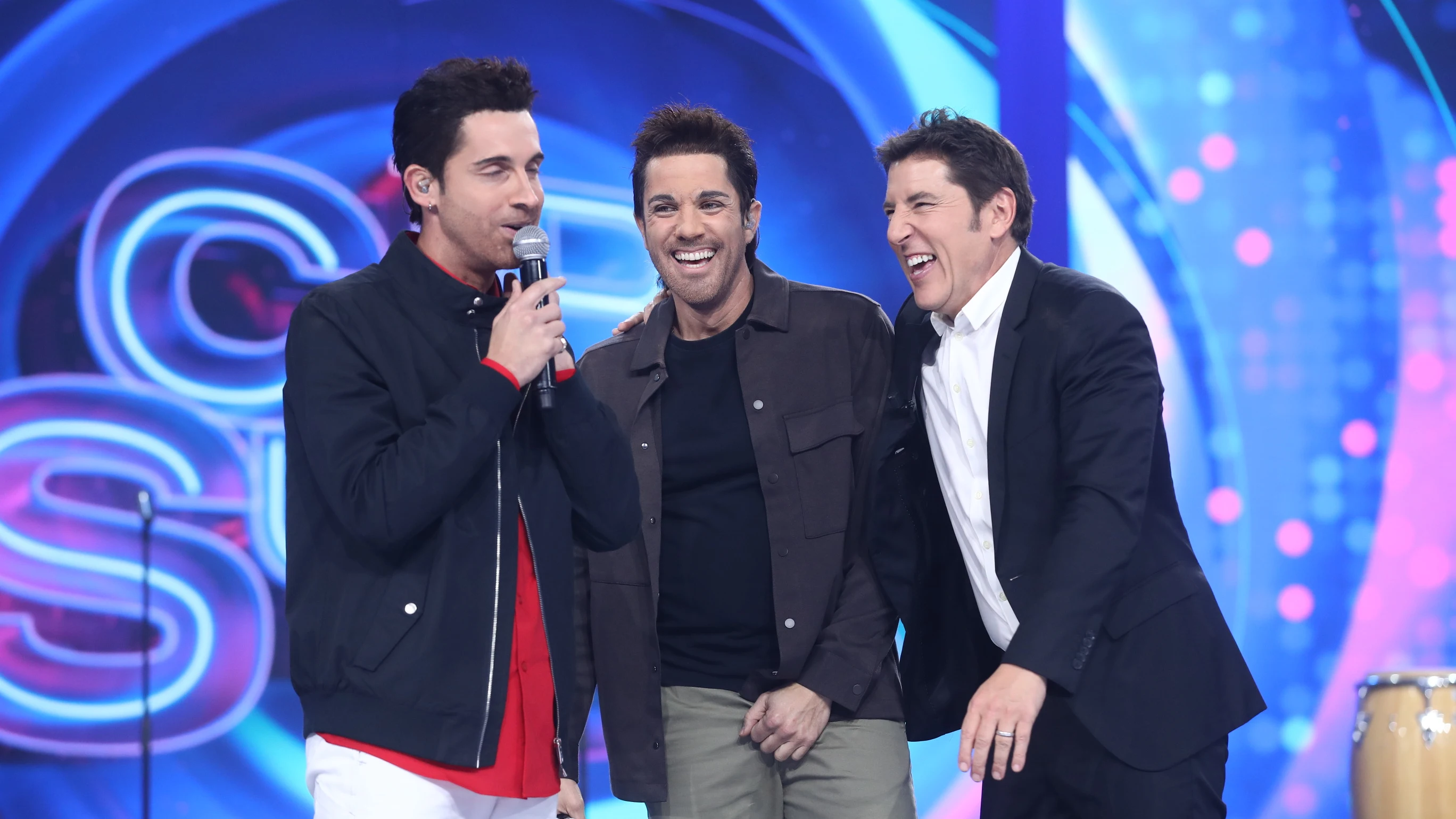 &iquest;C&oacute;mo reconocer a Andy y Lucas?: Roberto Leal y Jos&eacute; Y&eacute;lamo buscan una soluci&oacute;n con una divertida chirigota