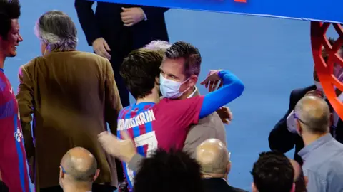 Iñaki Urdangarin y su hijo Pablo Iñaki Urdangarin y su hijo Pablo