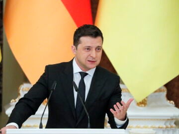 Biden y Zelenski abordan una mayor financiación para Ucrania y la "continuación" de sanciones a Rusia
