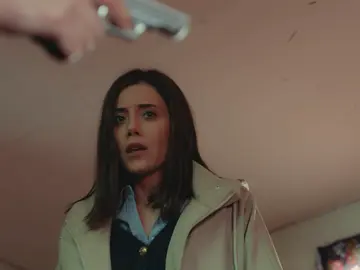 Asya, aterrada ante las intenciones de Faruk: "¿La mato ya?" Asya, aterrada ante las intenciones de Faruk: "¿La mato ya?"