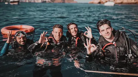 La divertida anécdota de Álvaro Rico: contagió su pasión por el buceo a todo el equipo de 'Alba' La divertida anécdota de Álvaro Rico: contagió su pasión por el buceo a todo el equipo de 'Alba'