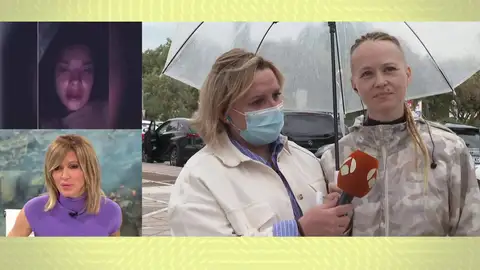 Emocionada entrevista a una madre cuya hija está en Ucrania. Emocionada entrevista a una madre cuya hija está en Ucrania.