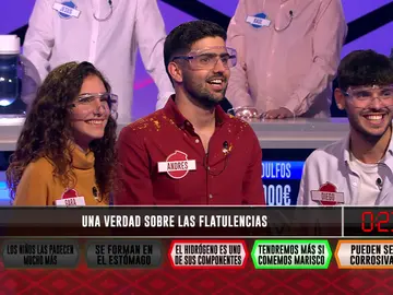 ¿Las flatulencias son corrosivas? La experiencia de Andrés, de los ‘Zumbaus’, clave para neutralizar su tercera bomba ¿Las flatulencias son corrosivas? La experiencia de Andrés, de los ‘Zumbaus’, clave para neutralizar su tercera bomba