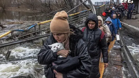 Refugiados ucranianos Refugiados ucranianos
