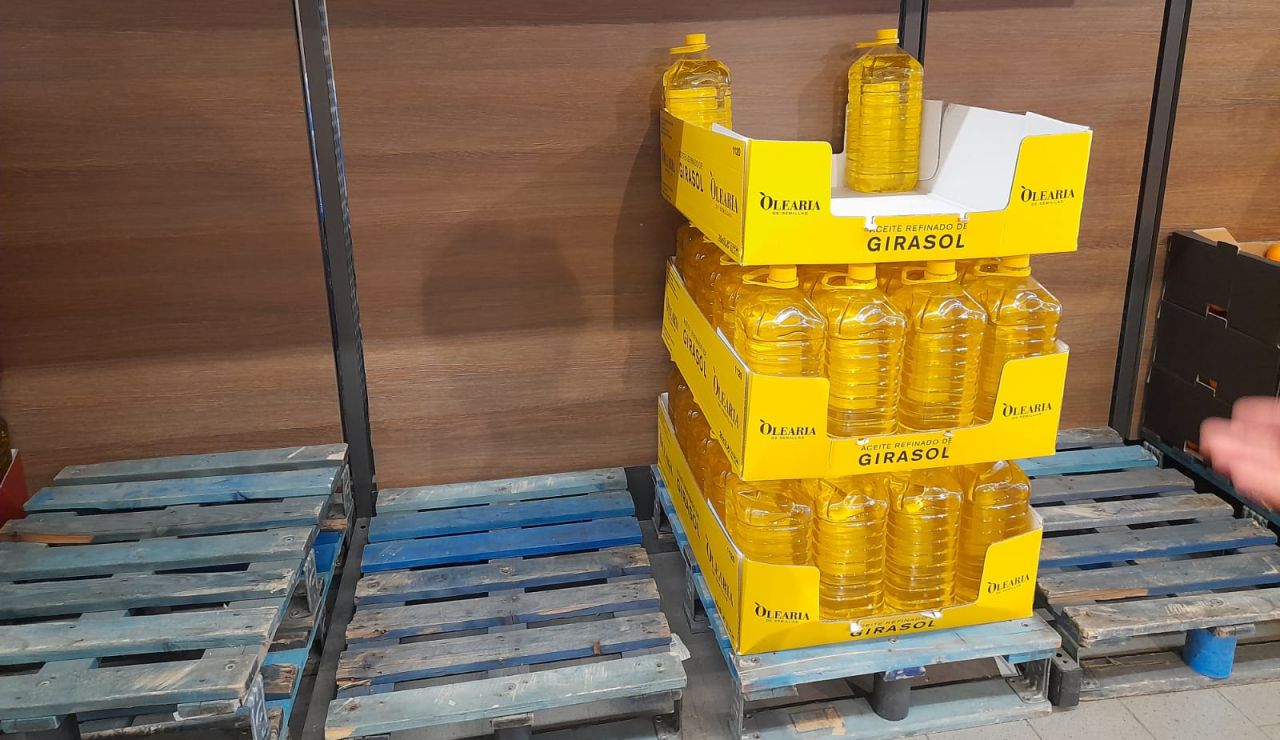 Algunos supermercados se están quedando sin aceite de girasol.