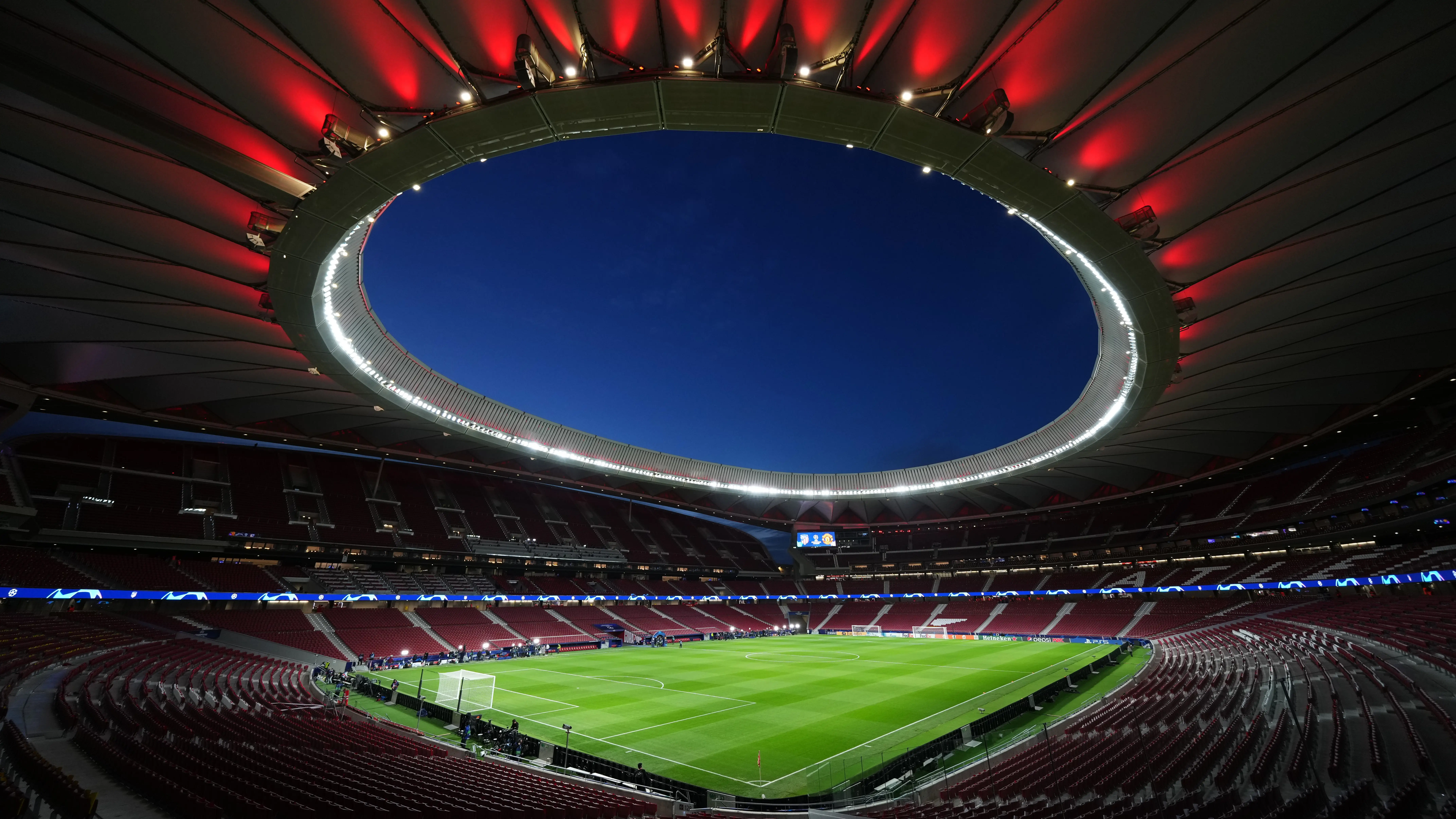 Muere un aficionado del Atl&eacute;tico tras sufrir un infarto antes de entrar al Wanda en el partido ante el C&aacute;diz