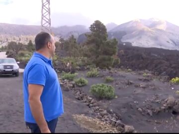 Vecinos de La Palma reclaman una ayuda urgente para rehacer sus vidas: "No sabemos nada"