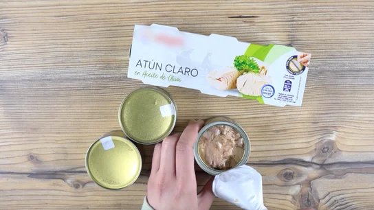 Latas de atún Latas de atún