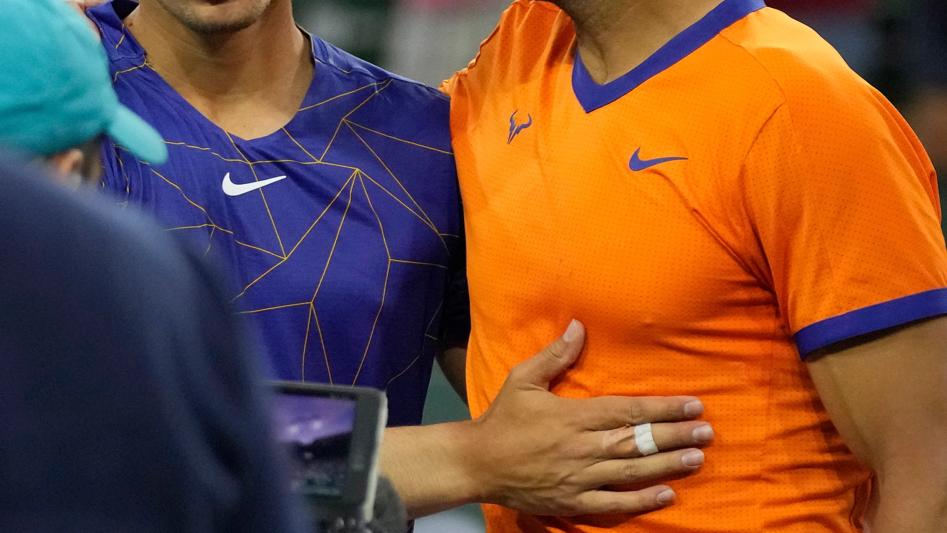 Nadal - Alcaraz en Indian Wells 2022 Nadal - Alcaraz, el partido que marcará la historia del tenis español: vientos huracanados y 3 horas de combate