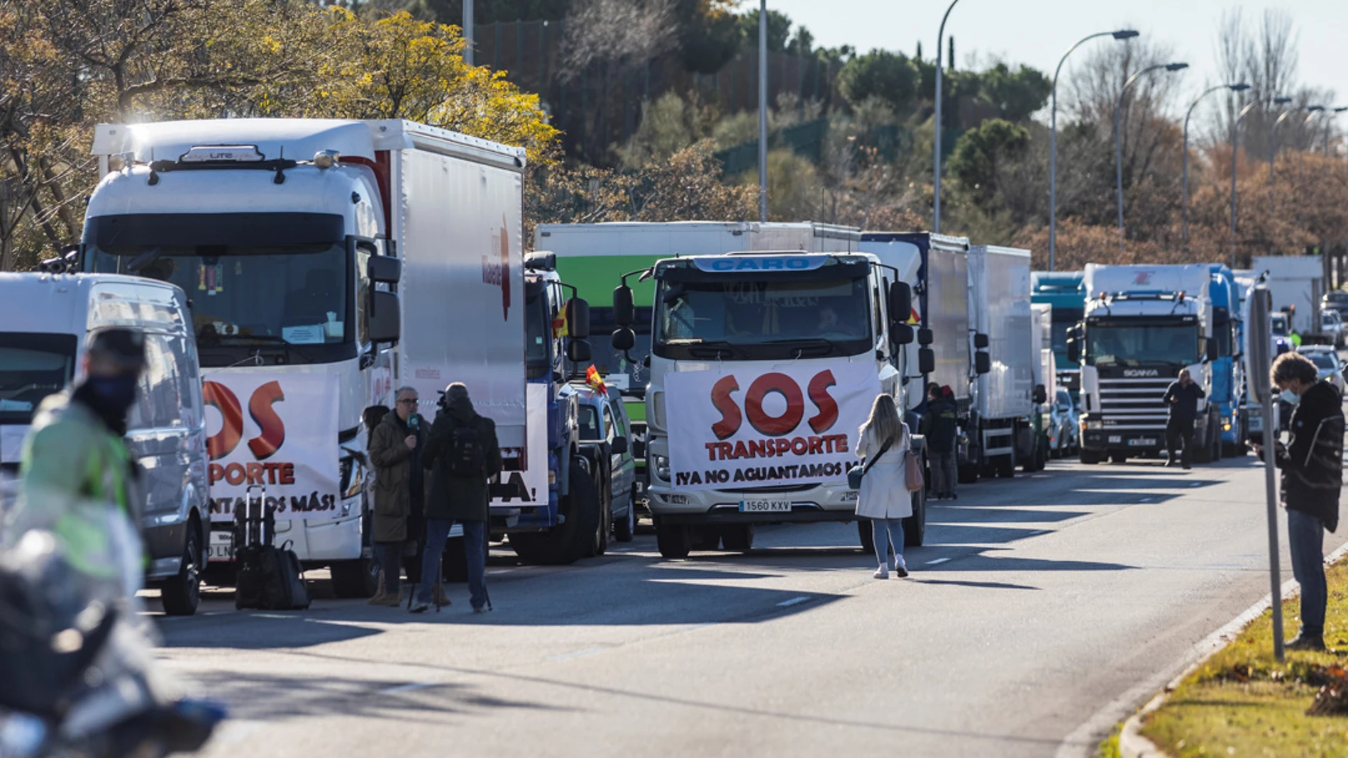 Foto de archivo de una concentración de camiones en Madrid convocada por varias organizaciones empresariales del transporte, entre ellas, FENADISMER