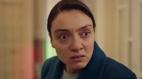 Gülben confiesa la verdad a su familia: "No me he casado. Sin vosotros no tiene sentido" Mejores momentos| Capítulo 71