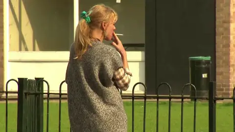 Dinamarca prohíbe la venta de tabaco a los nacidos después del año 2010 Dinamarca prohíbe la venta de tabaco a los nacidos después del año 2010