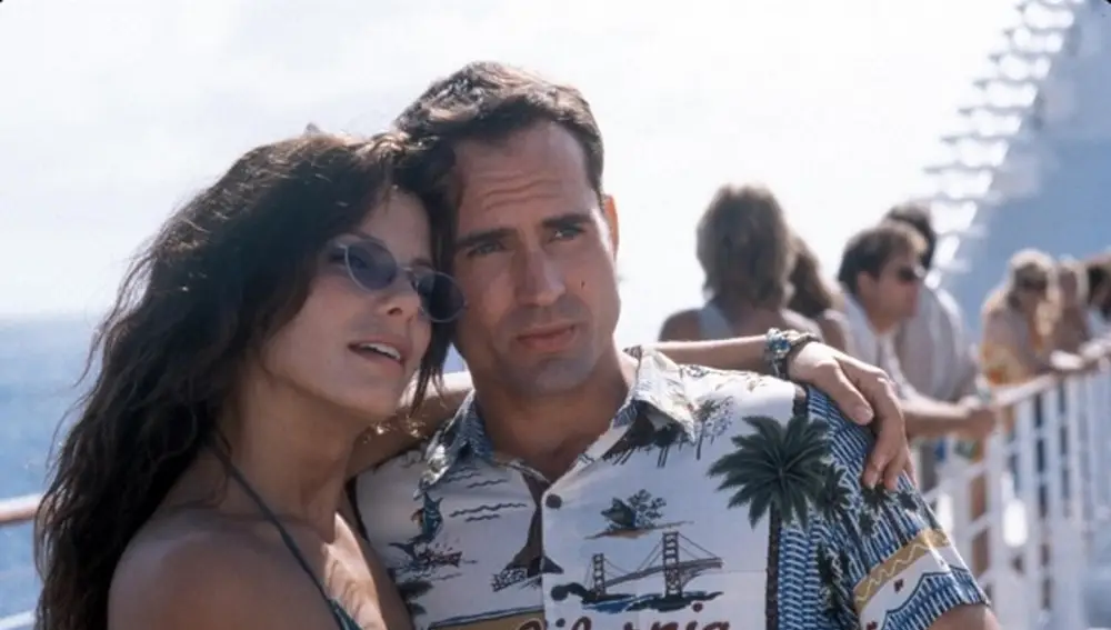Sandra Bullock y Jason Patric en 'Speed 2'