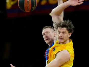 Artem Pustovyi, jugador ucraniano de la ACB, en un partido contra el Barça Artem Pustovyi, jugador ucraniano de la ACB, en un partido contra el Barça