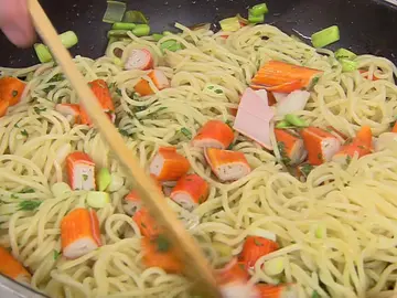 ¿Qué es el surimi y para qué se usa? Karlos Arguiñano nos lo cuenta ¿Qué es el surimi y para qué se usa? Karlos Arguiñano nos lo cuenta